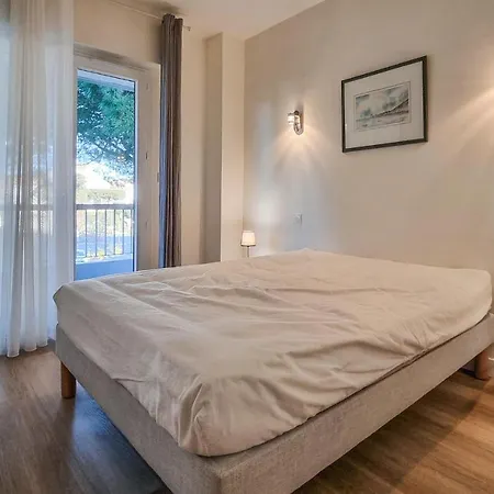 Beautiful In With 1 Bedrooms And Wifi Appartamento *